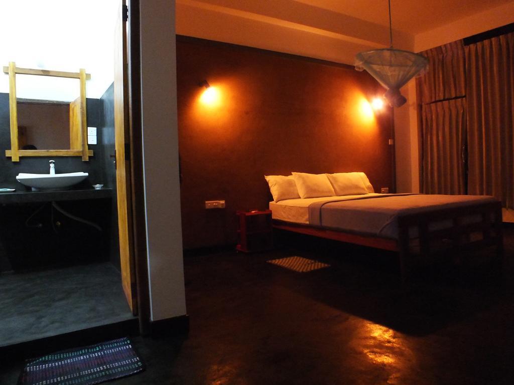 Monarch Ella Otel Dış mekan fotoğraf