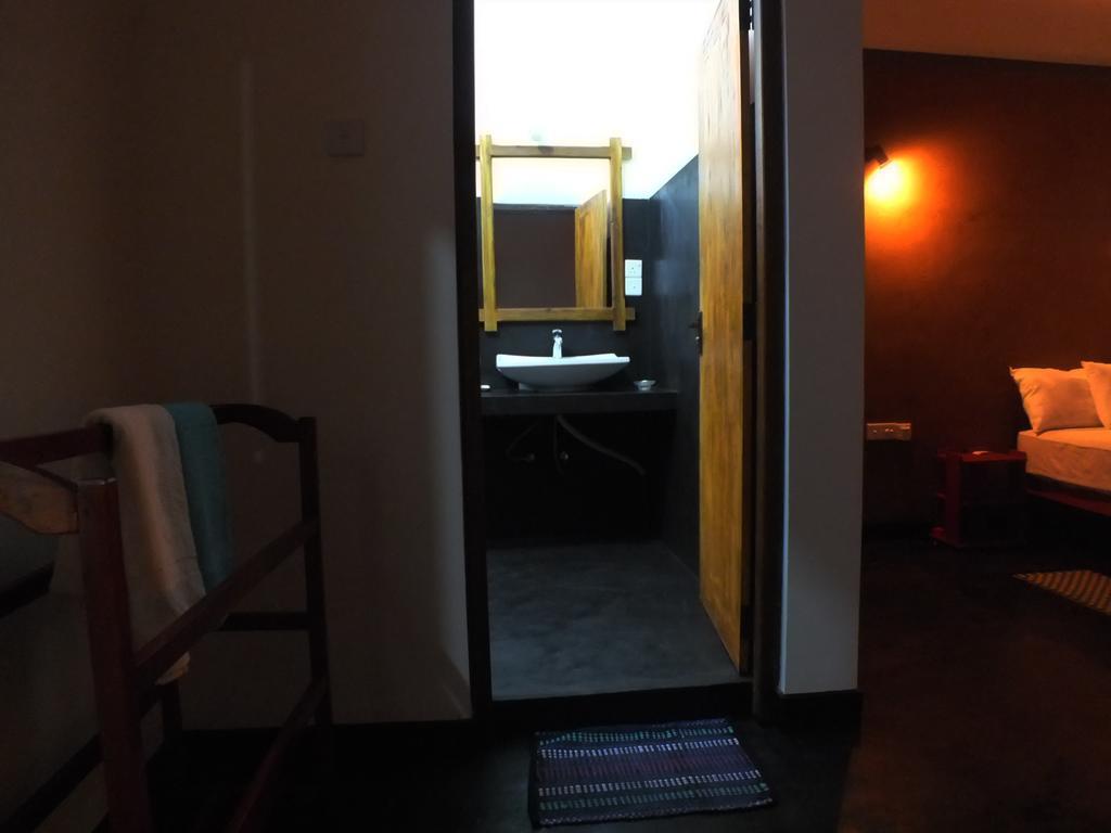 Monarch Ella Otel Dış mekan fotoğraf